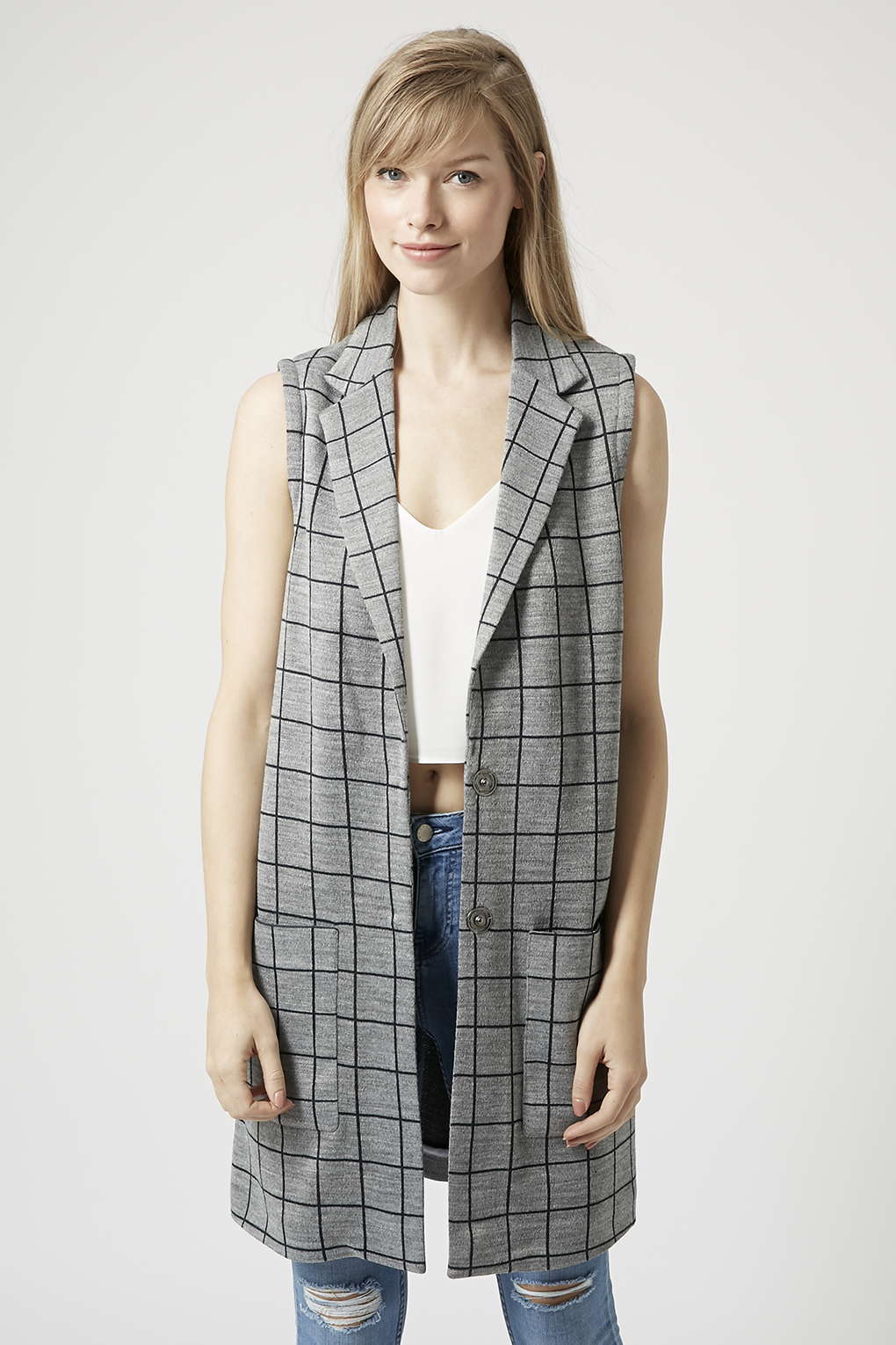 sleeveless-blazer